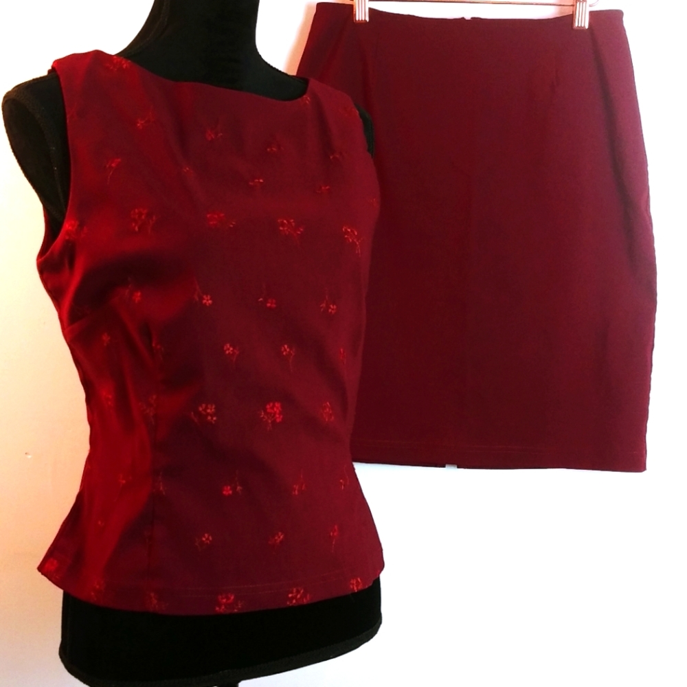 Shirt & Skirt set ,Burgundy Size S